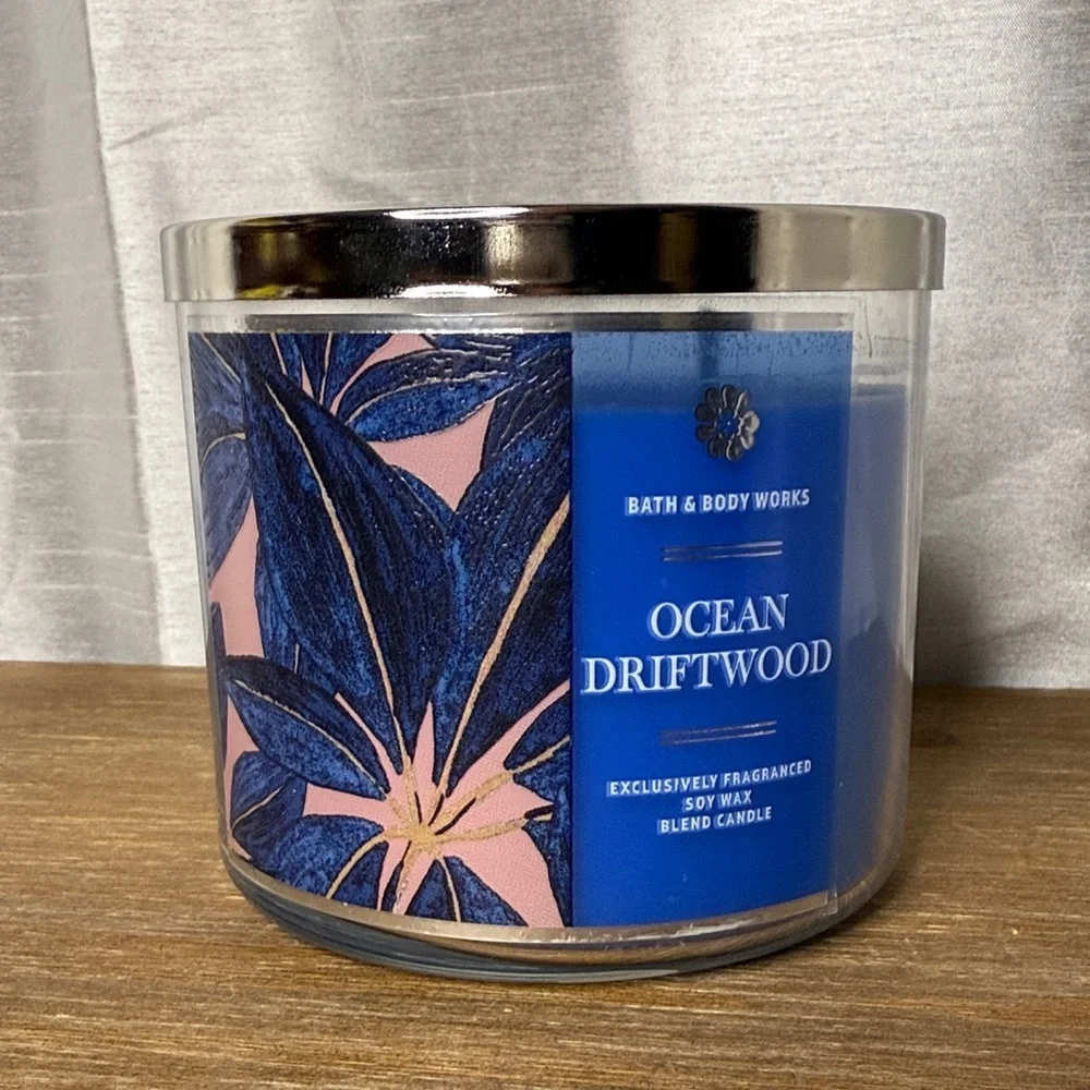 Bath & Body Works Ocean Driftwood Scented 3 Wick Candle 14.5oz Soy Wax NWT